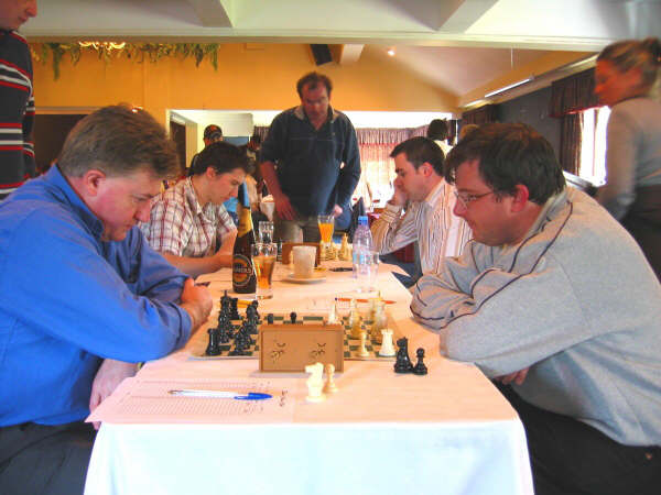 M.Turner (right) v. P.Kiely, Ennis 2007