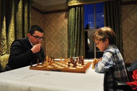 Daniel O'Dwyer ( 8 ) wins the Bunratty Minor Play Off in an exciting Blitz game